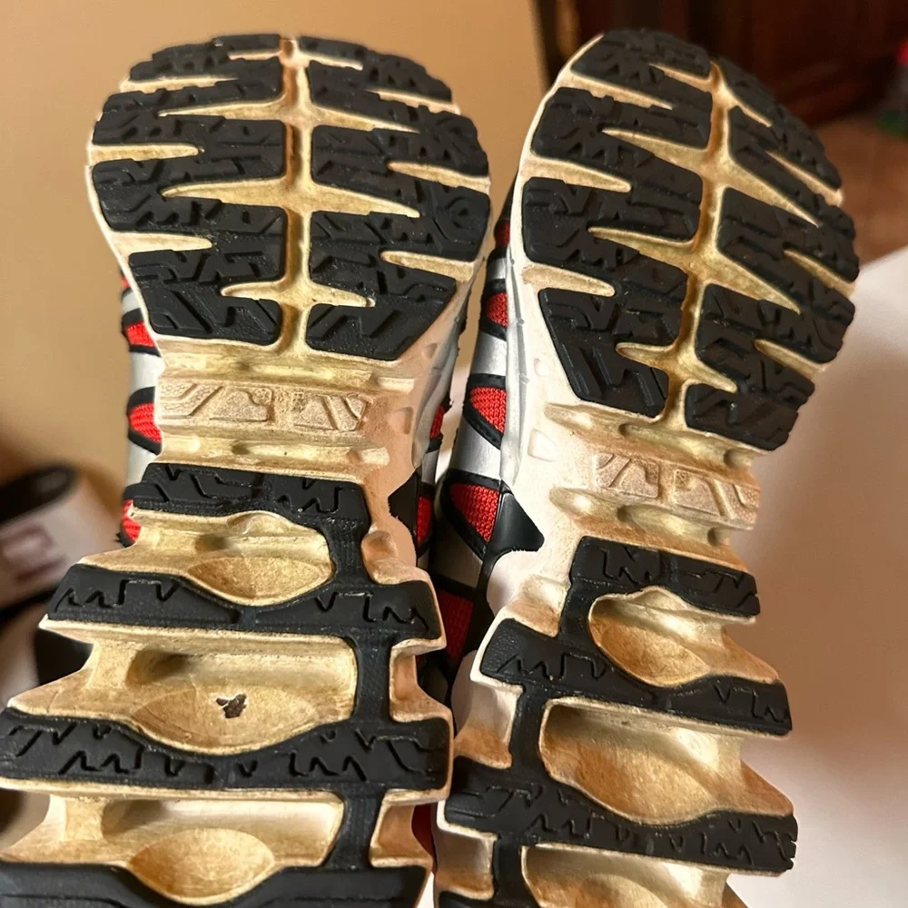 Reebok women’s shoes size 5‎
